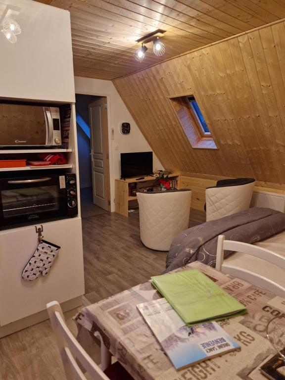 la maison des fleurs studio