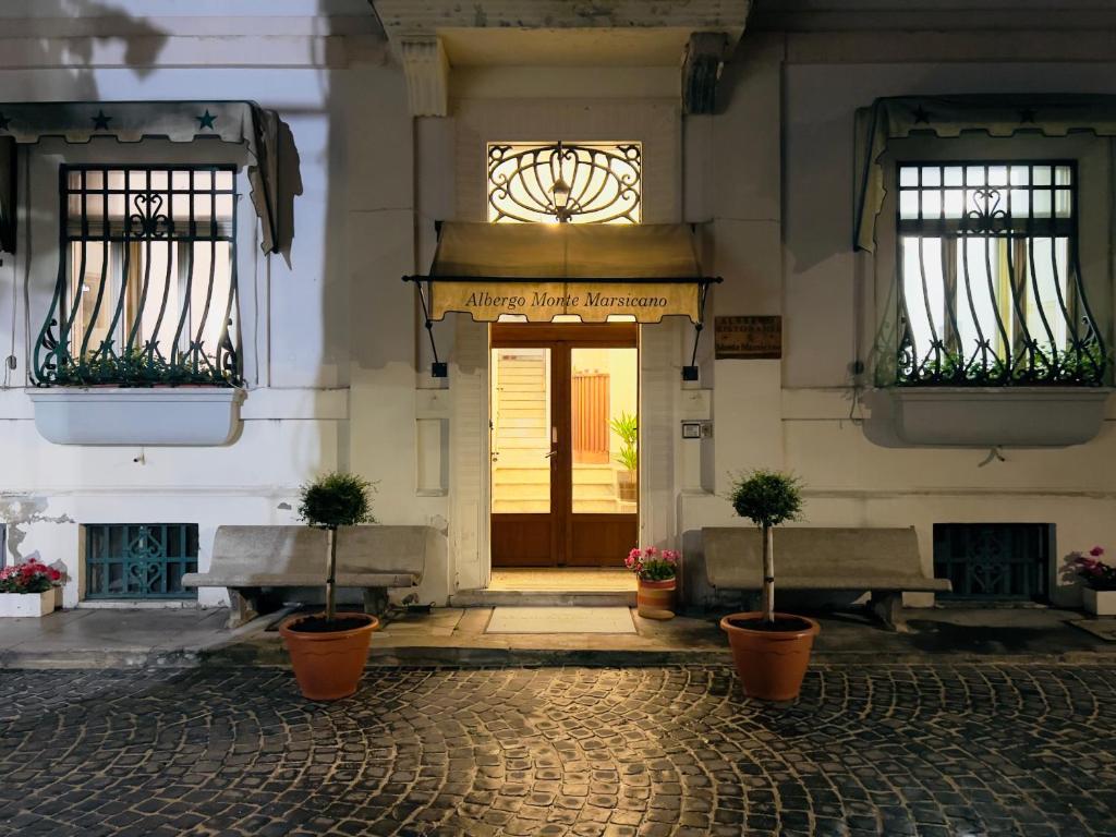 Monte Marsicano Hotel