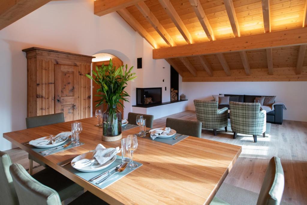 Exklusive Dachwohnung mit herrlicher Aussicht