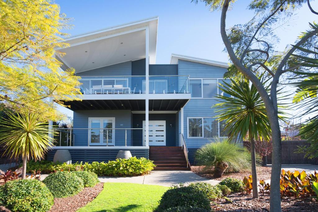 Casa Azzura - beachside entertainer