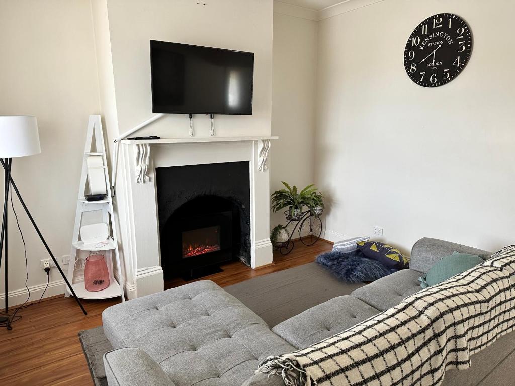 Cornelias Cottage Mount Gambier Central