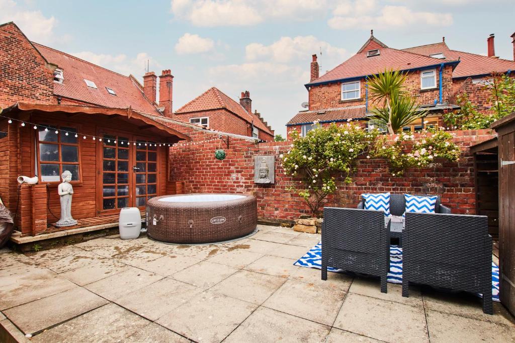 The Manor of The Coast - Hot-Tub - Pet Friendly