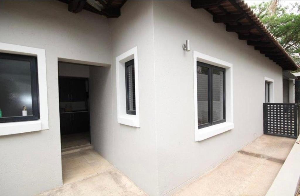 Apartment @ Silver Lakes