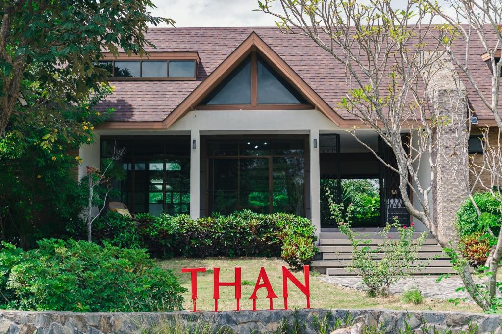 THAN KhaoYai Pak Chong 2-7 ppl & Private Lake