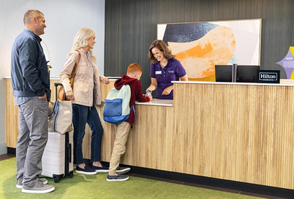 Spark By Hilton Tifton