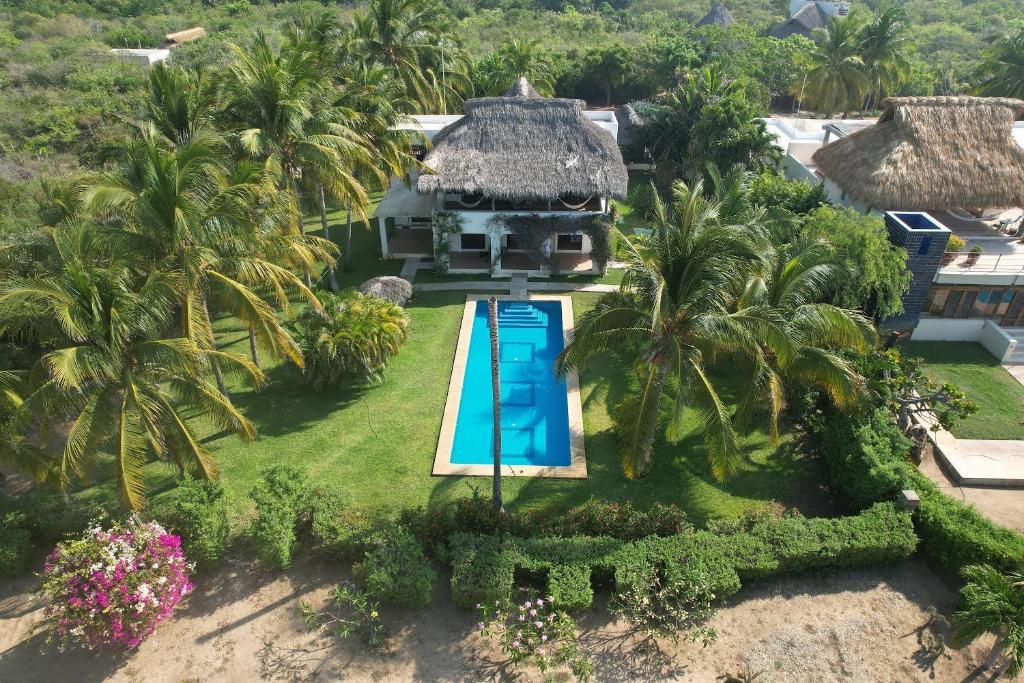 Casa Maya private villa on the beach