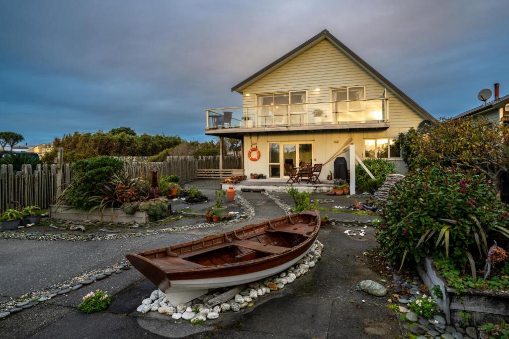 Beachside Apartment