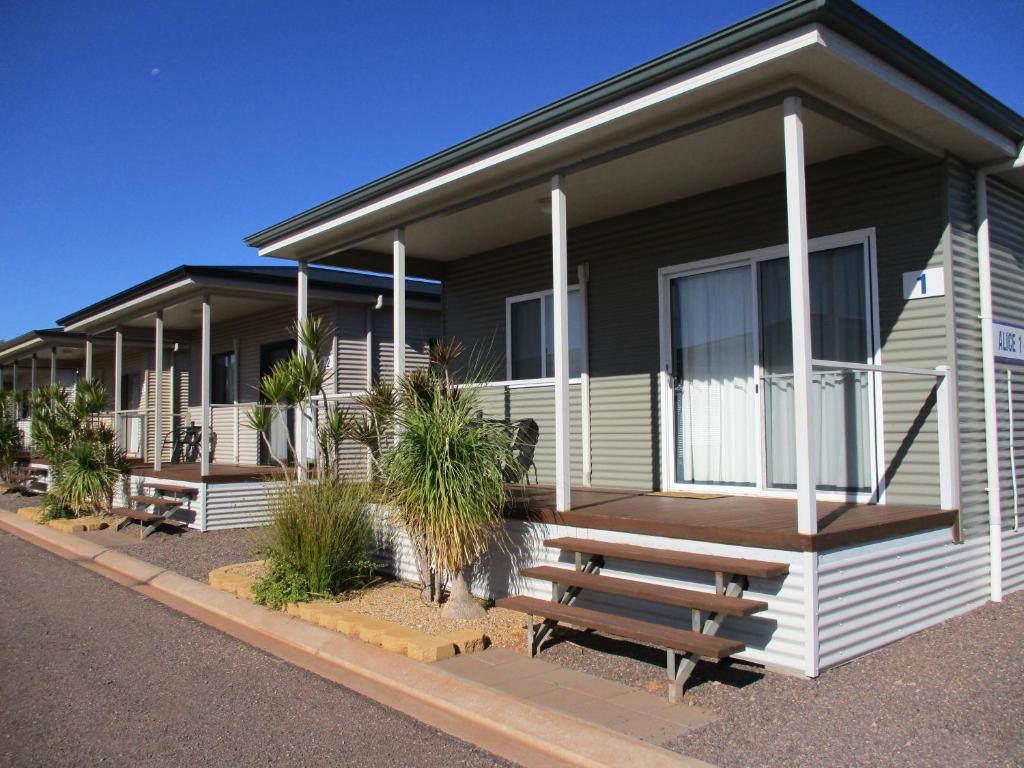 The Sundowner Cabin & Tourist Park