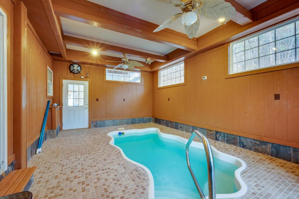 Spacious Mooresville Home with Lake Norman View!