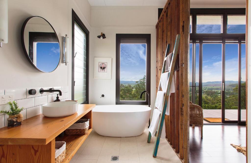 The Ridge Eco-Cabins - A Secret Place to Slow Down