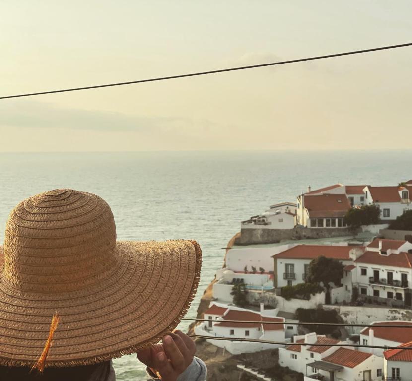 Azenhas do Mar Cliffs House