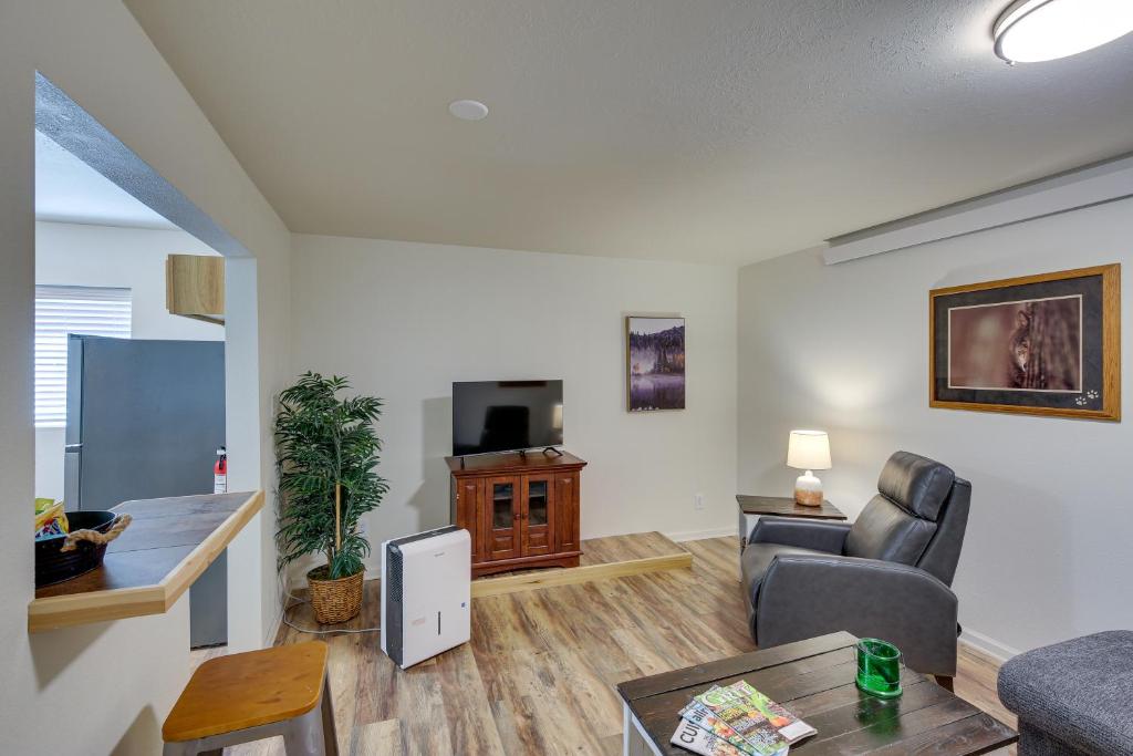 Cozy Keystone Studio - 3 Mi to Mt Rushmore!