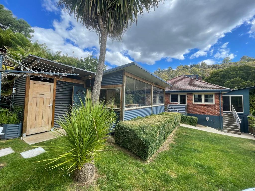 Basin Road Townhouse