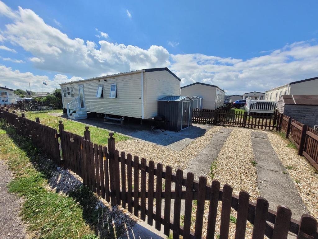 188 Holiday Resort Unity Brean Central Location Pet Friendly passes included