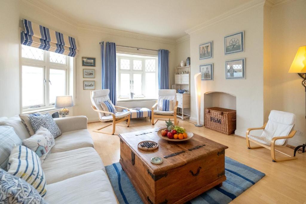 The Old Bakery - Aldeburgh Coastal Cottages