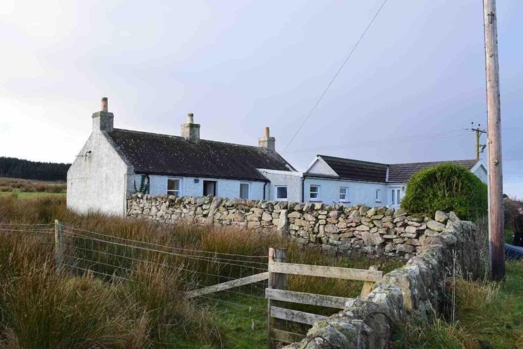 Quaint and Quirky Cottage in Port Ellen