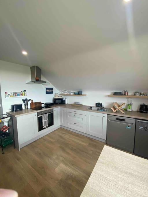 Island View Apartment