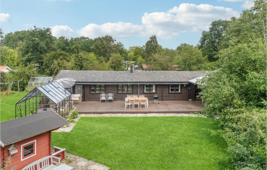 Beautiful Home In Stege With Wifi And 5 Bedrooms
