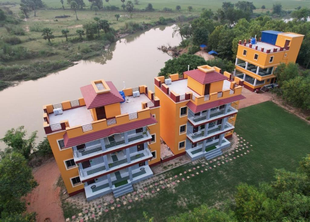Resort Neel Nirjan