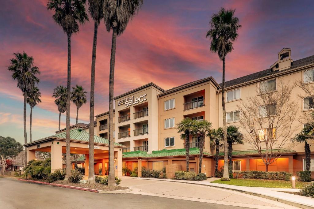 Sonesta Select San Francisco Airport Oyster Point Waterfront