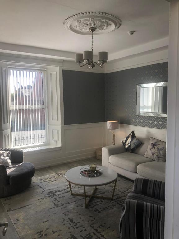 Great Georges Duplex Apt In association with Great Georges house for larger group