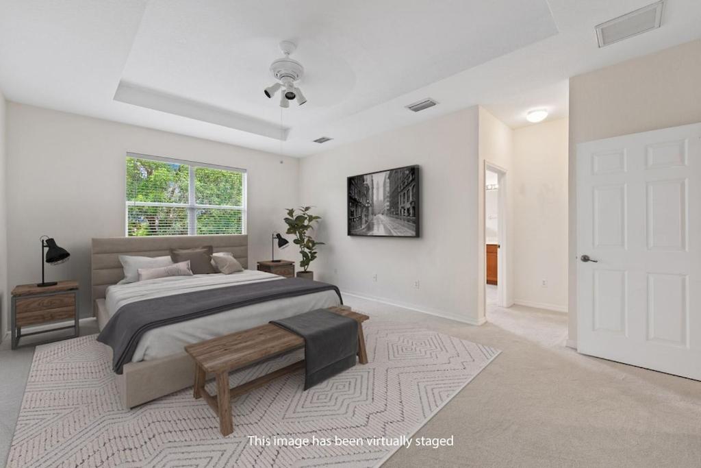 Modern Townhouse in Gated Community with lots of amenities.