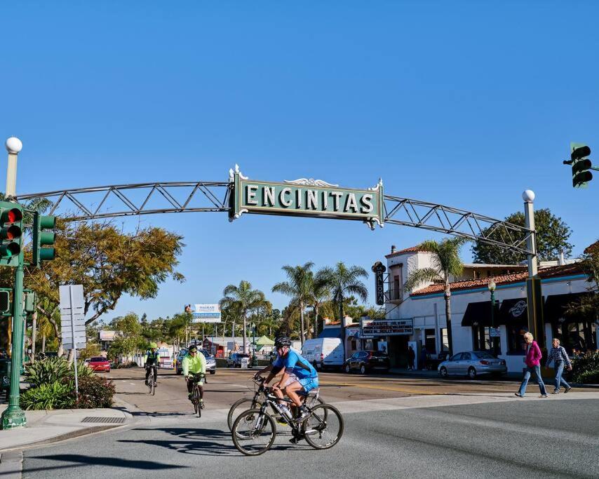 Beach Style Home~Heart of Encinitas, Close to Beaches & Shopping