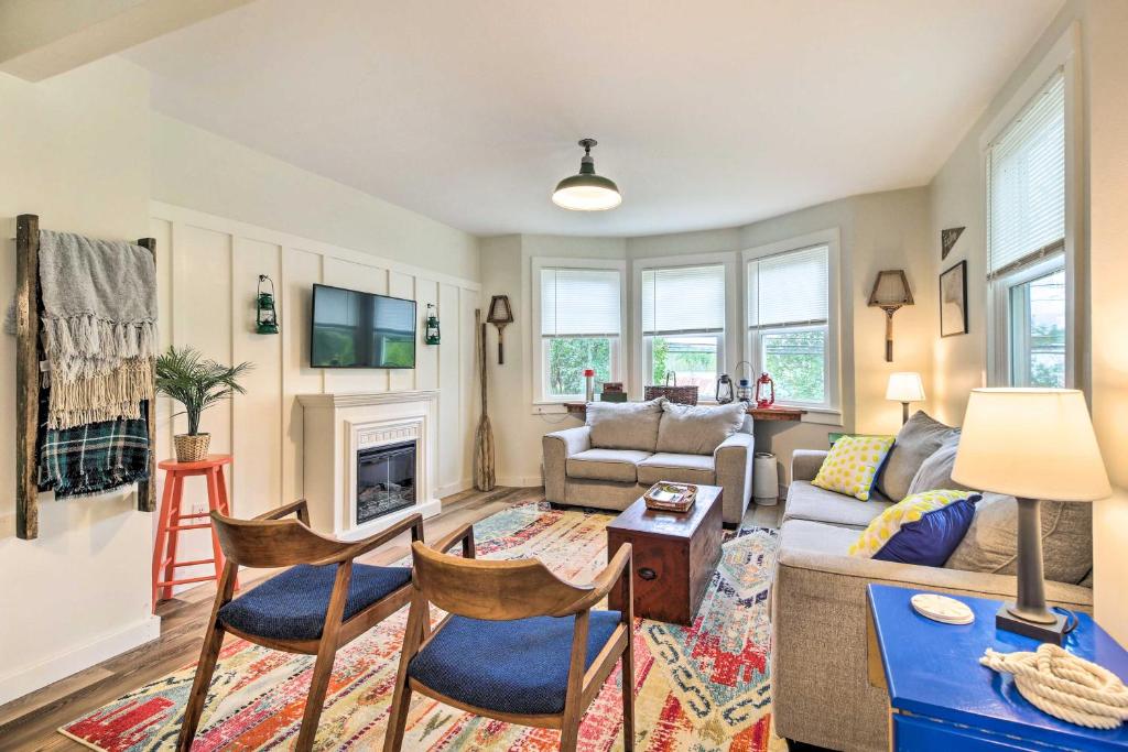 Family-Friendly Getaway Near Lake Colby