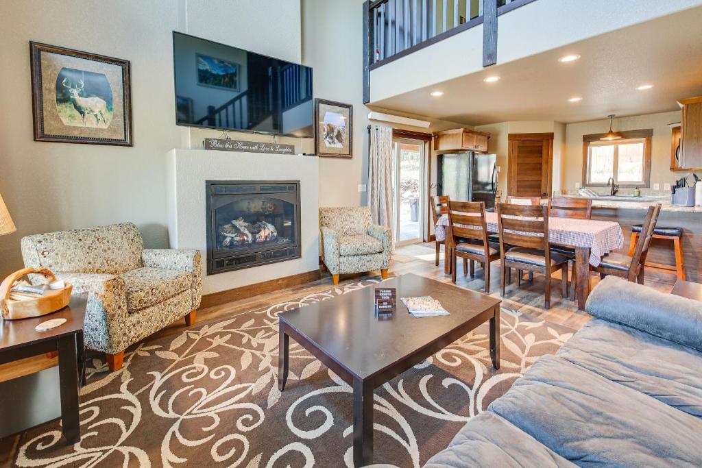 Spacious Sturgis Cabin with Grill and Wraparound Patio