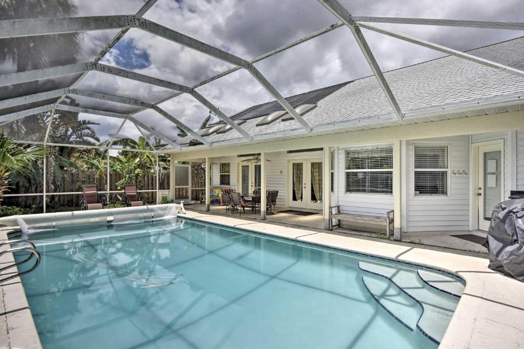 Cocoa Beach Paradise with Indoor and Outdoor Fun!