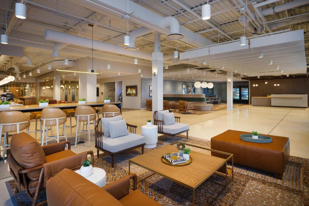 Holiday Inn Chicago O'Hare - Rosemont, an IHG Hotel