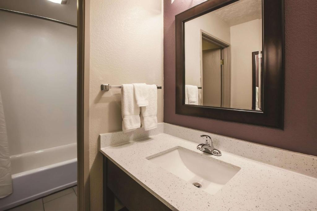 La Quinta by Wyndham North Orem