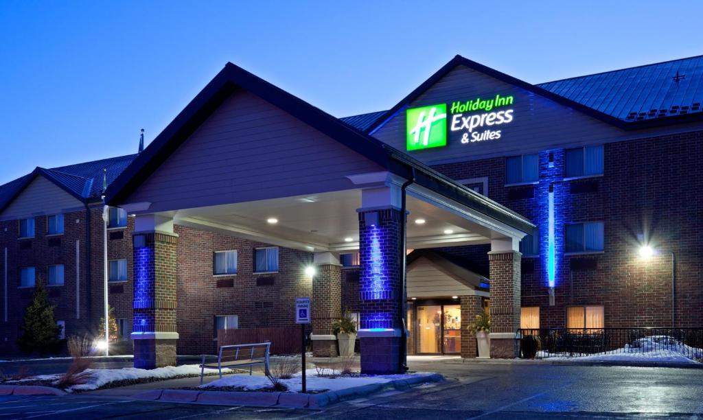 Holiday Inn Express Hotel & Suites St. Paul - Woodbury, an IHG Hotel