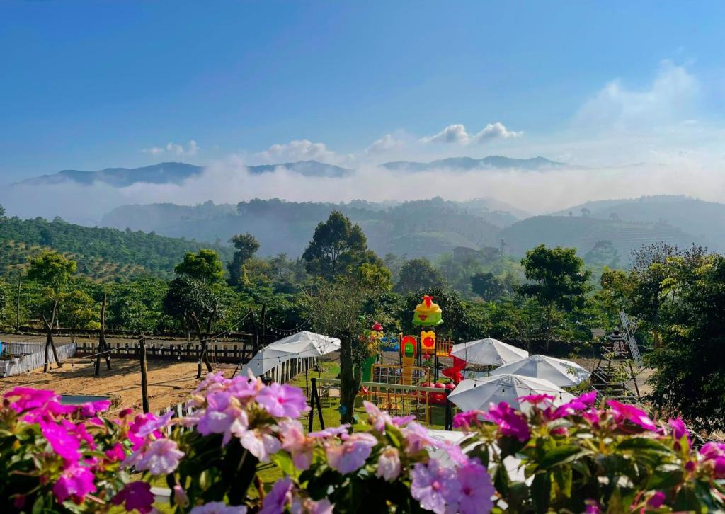 Giăng's House Farmstay & Glamping