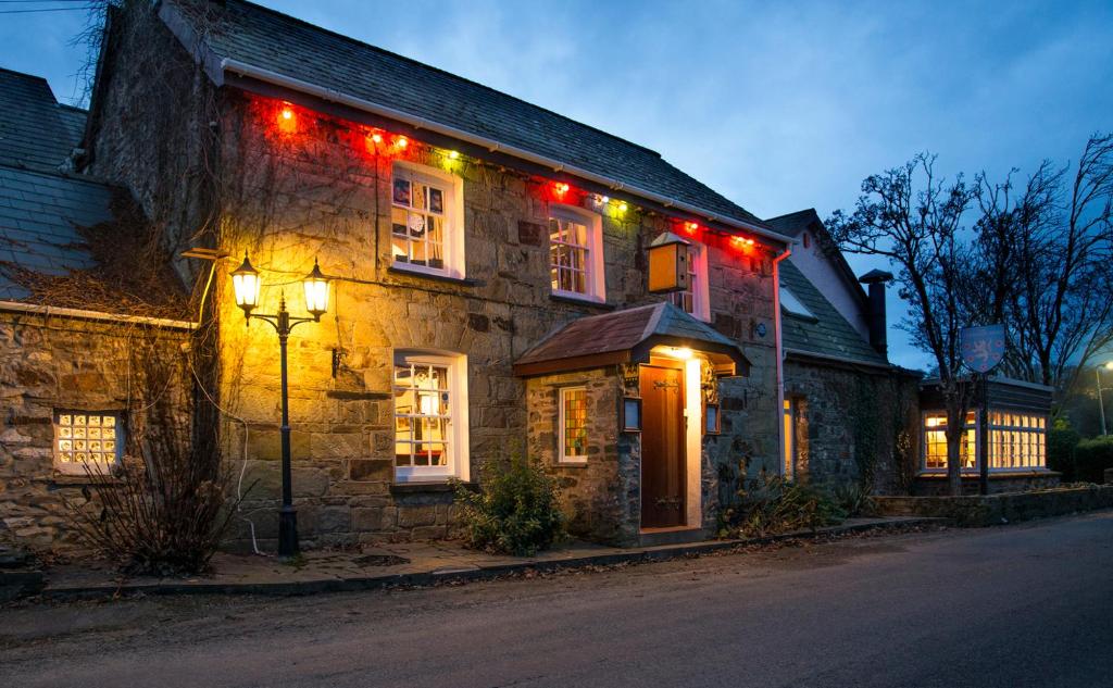 Trewern Arms Hotel