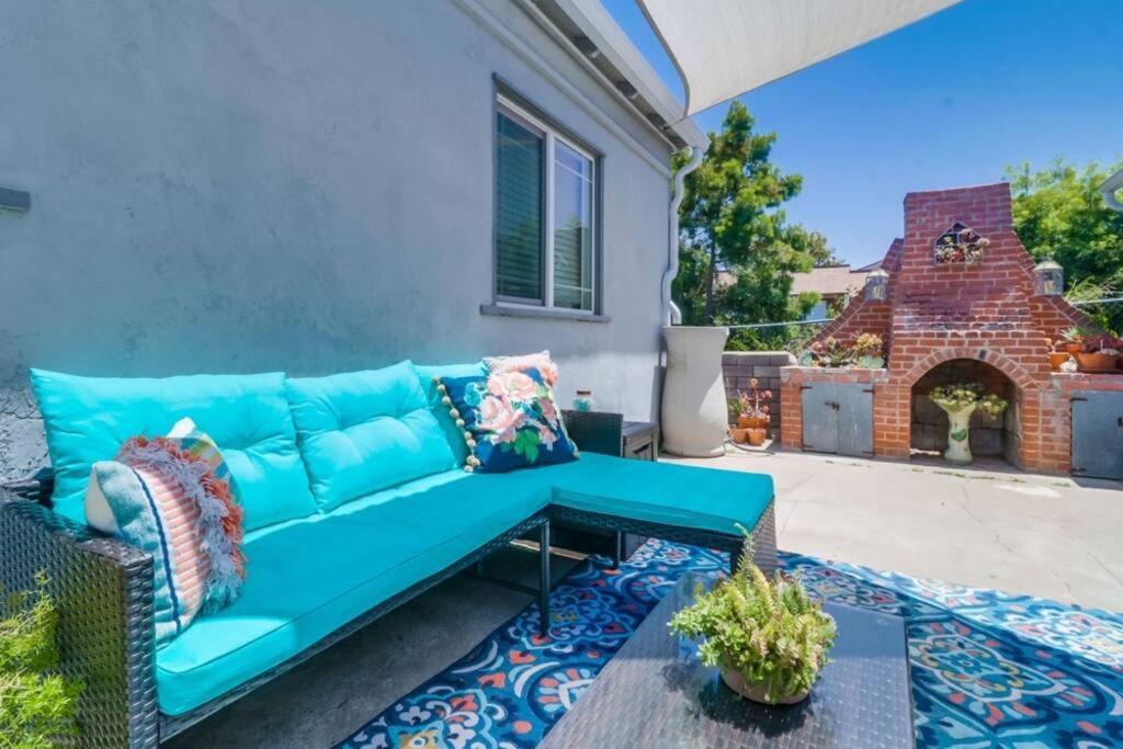 Charming, private cottage close to everything!