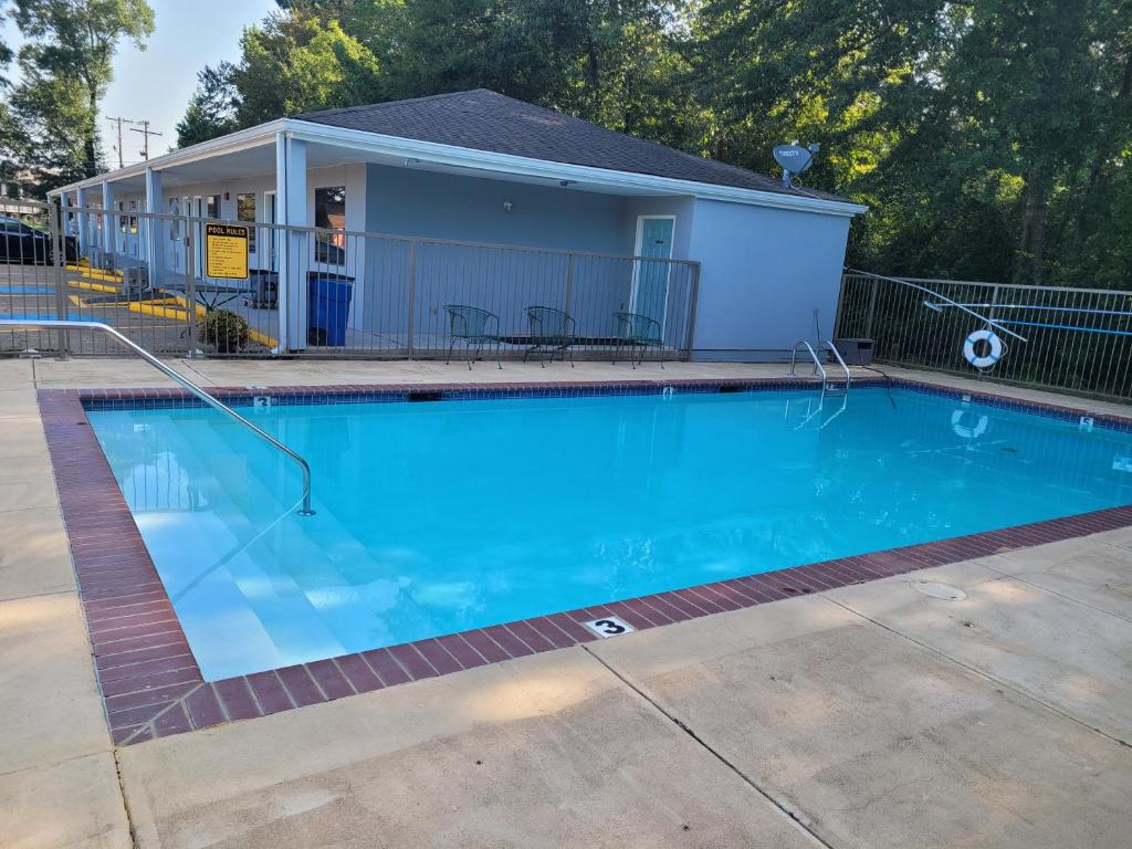 Super 8 by Wyndham Arkadelphia Caddo Valley Area