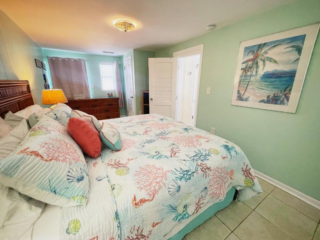 Cozy Canaveral Cottages