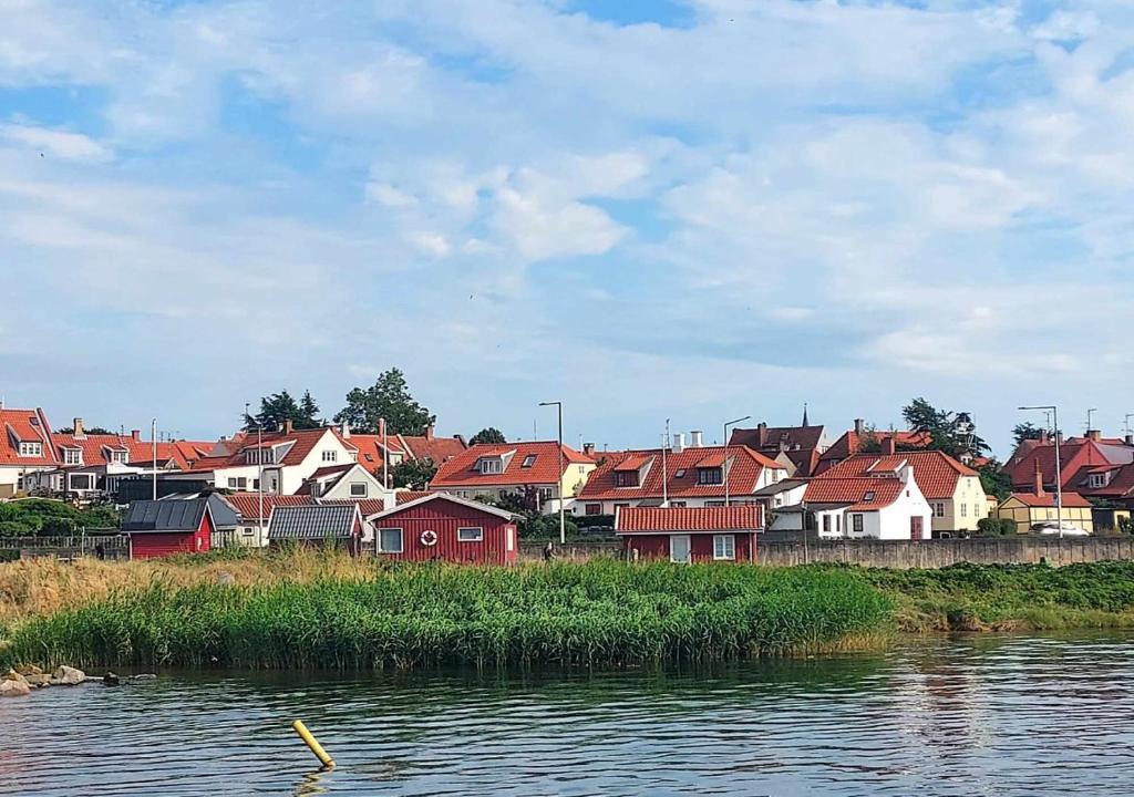 Unik overnatning i Nørrekaas Lystbådehavn, Rønne