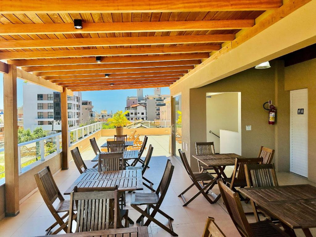 Residencial com localização privilegiada à 5min da praia
