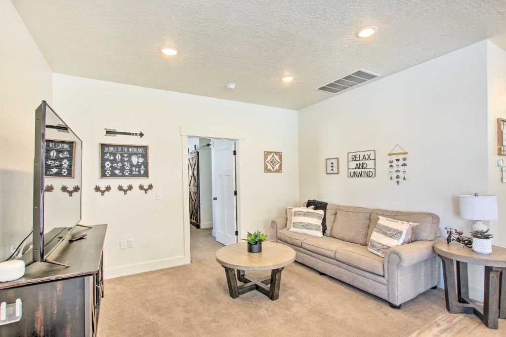 Garden City Home with Pool Access by Bear Lake!