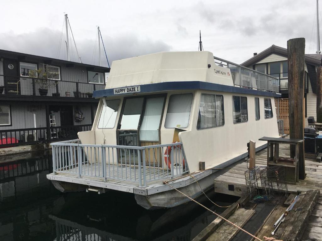 Vintage Houseboat moored in North Vancouver