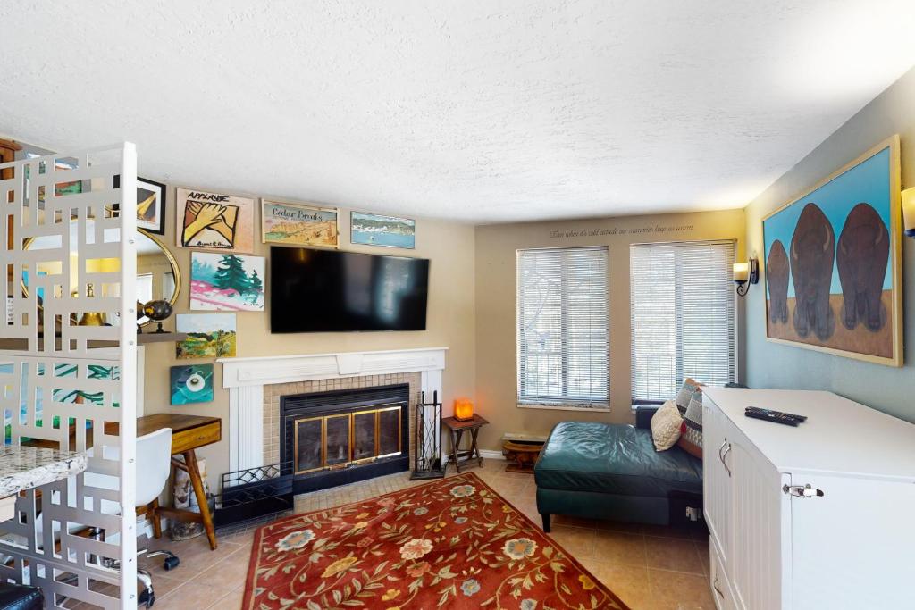 Timberbrook #110B