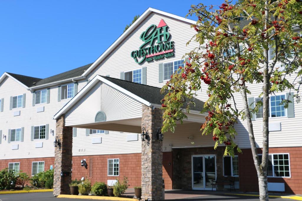 GuestHouse Inn & Suites Kelso/Longview