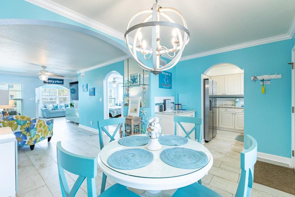 Condo in Paradise -Beach and Intracoastal Waterway