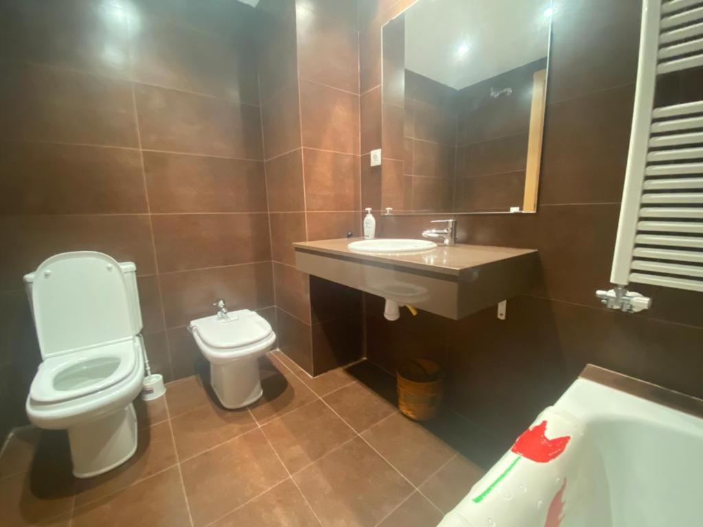 Casa nueva en la ciudadela con piscina
