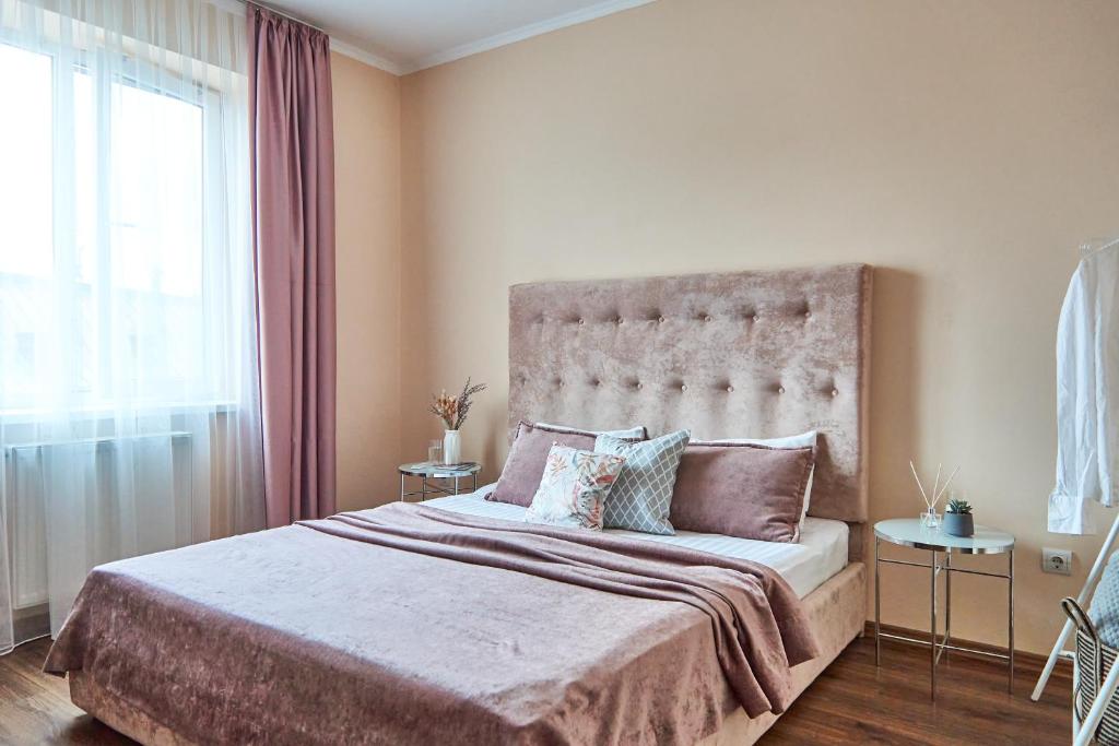 Central Two room Lux Apartments