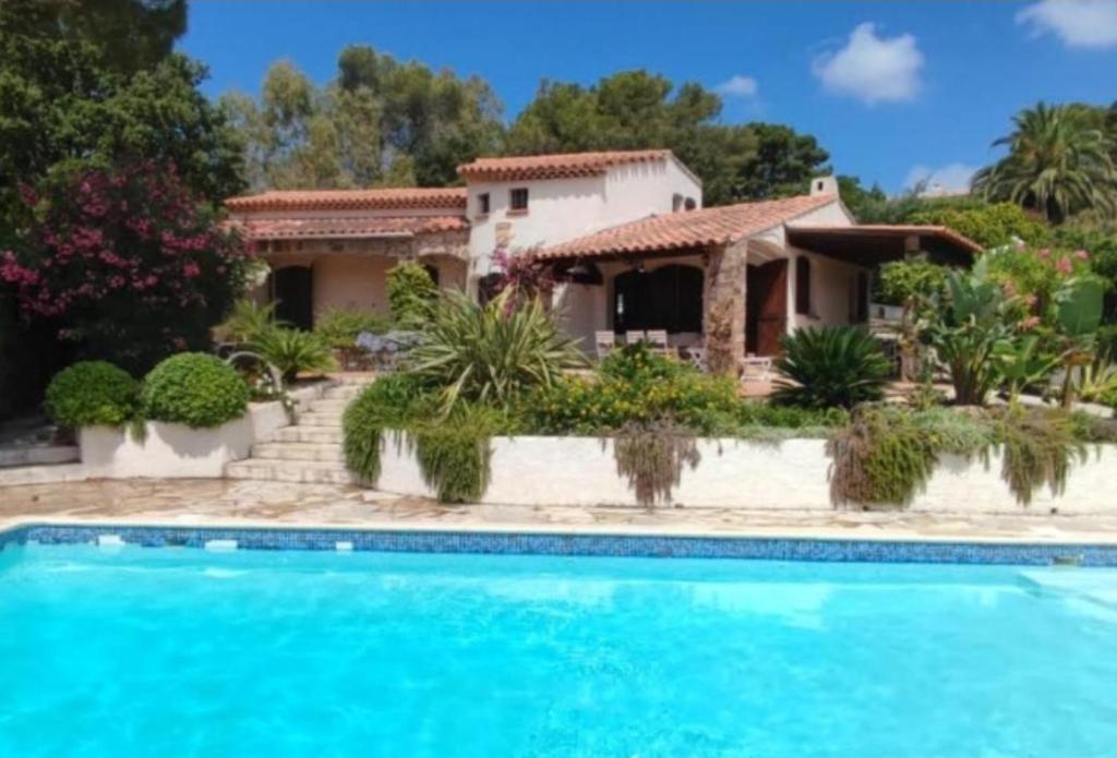 Villa La Louvière La Croix Valmer Golfe de Saint Tropez