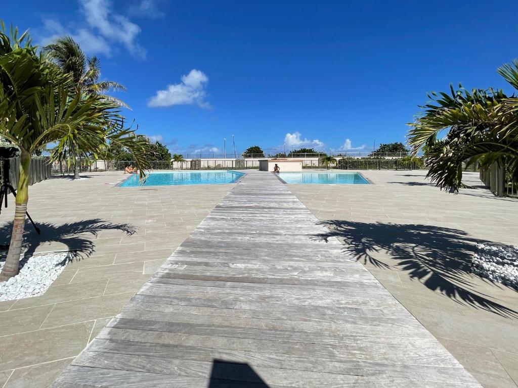 Orient Bay Beach Front Apartment