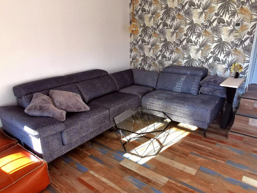APARTAMENTO TEMPLO mas 2 Parking gratis